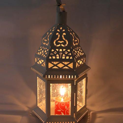 古典寶塔燭臺耀眼迷人