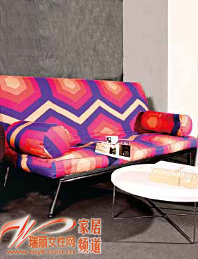 波普圖案三折雙人沙發床 折疊沙發床讓坐臥兼得