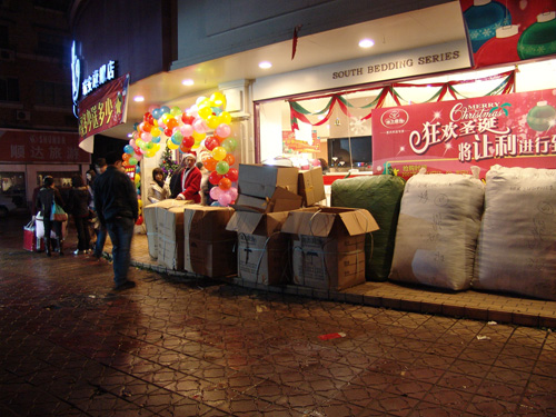 南方寢飾平安夜特賣會(huì)銷售破百萬