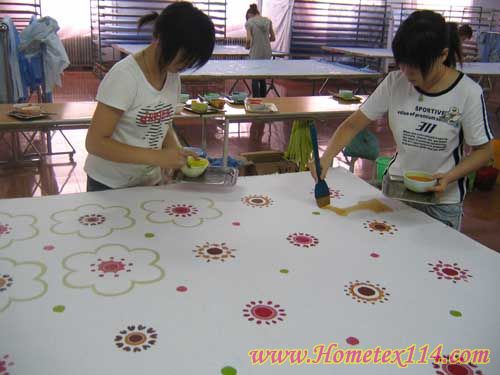 手繪家紡工藝 獨樹一幟