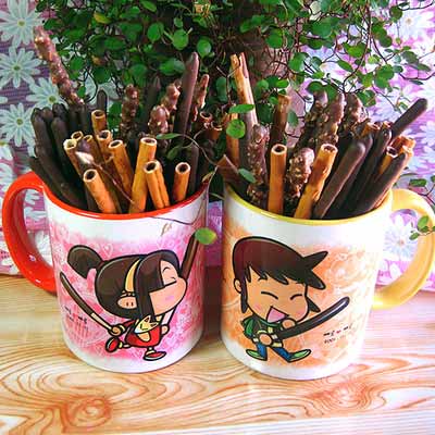 卡通情侶杯讓生活甜蜜又溫馨