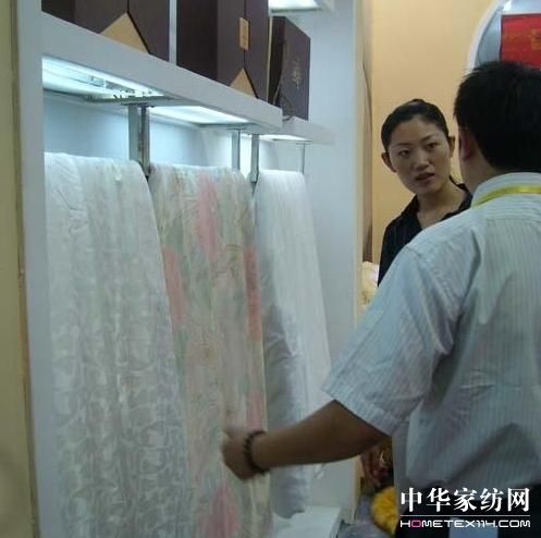 羅薇國際搶灘家紡禮品市場