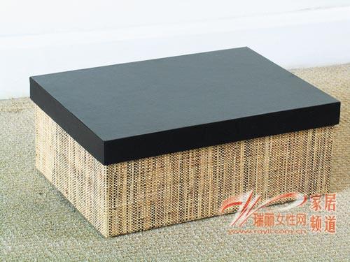 ����ɫ�{�@��r���ռ{�M��