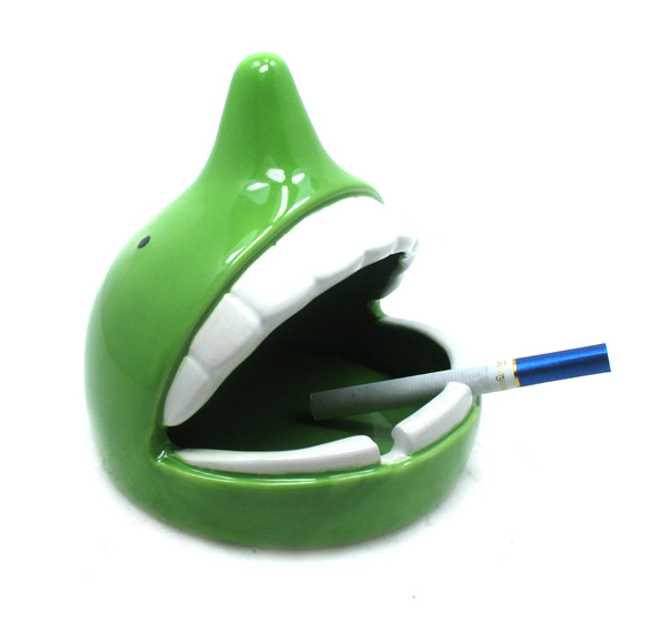 超另類煙灰缸個性十足
