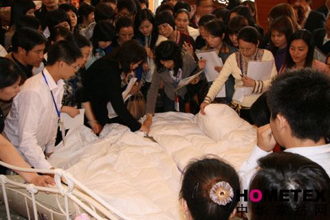 �ŷ��ô���ӆ؛���A�M�Y��