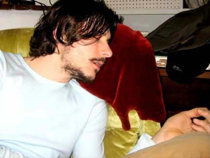 創意設計吐血枕頭彌散血腥