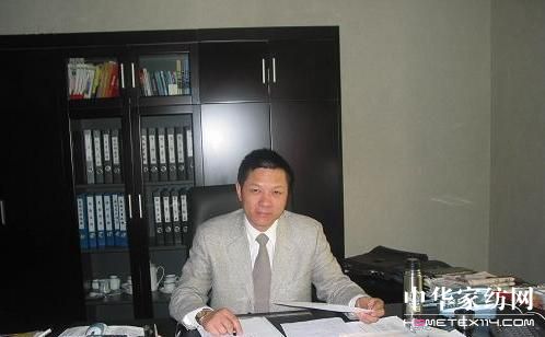 羅萊薛偉成十大公益品牌人物