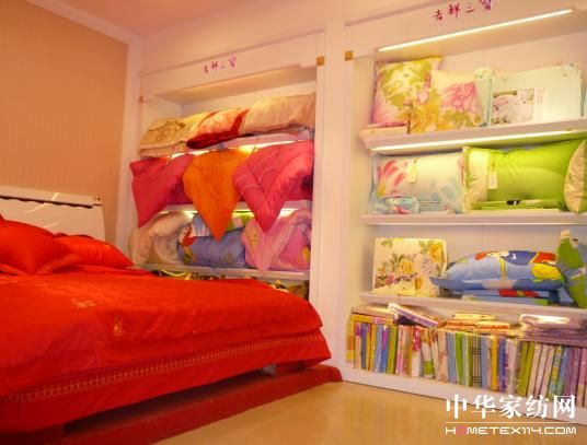 吉祥三寶加盟商的快樂經(jīng)營