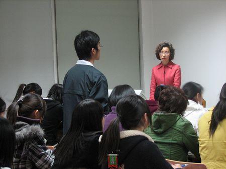 姜淑媛:家紡設(shè)計(jì)專業(yè)的首位教授