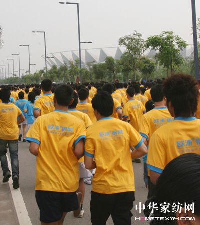 ����ɯ����ӭ��һ���O�߱����L��