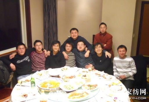 ���_����g��һȺǰ�M����