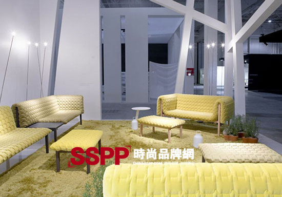 ligneroset����չ�ς��fƷ�ƌ�(xi��)���L(f��ng)��
