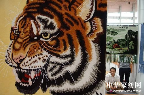 4000國內外客商云集青海藏毯展