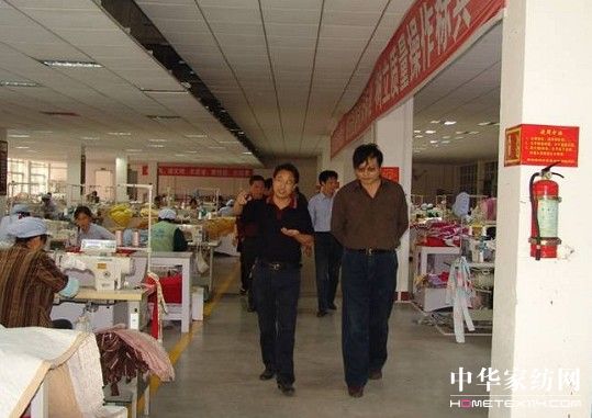 李江河蒞臨雨蘭調研指導