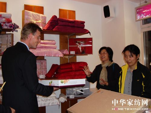 凱盛海外首家店瑞典開業