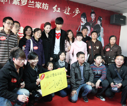 ���Ishow15�d����ҫ�]�ݡ�