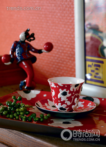 �f��(m��ng)�´� ���܃�(n��i)��Ԋ�鮋��