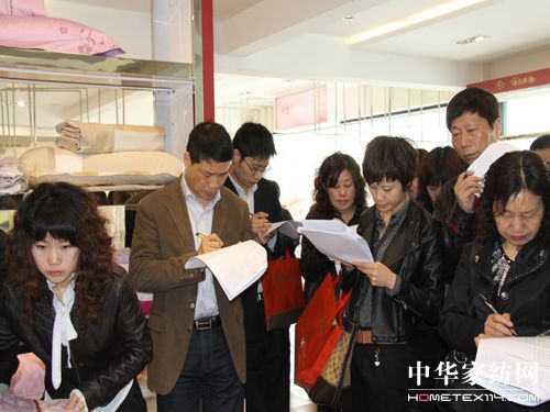 �Ϸ����2011�ﶬ��Ʒ�u�������_