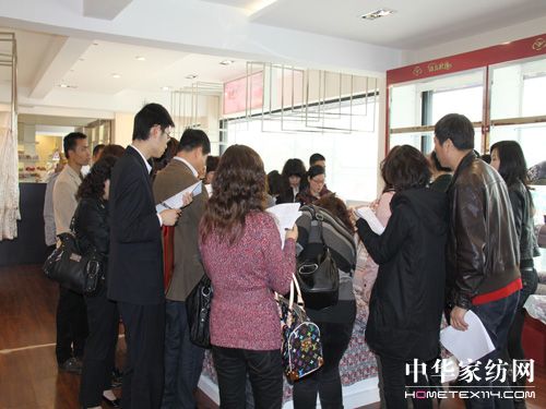 �Ϸ����2011�ﶬ��Ʒ�u�������_