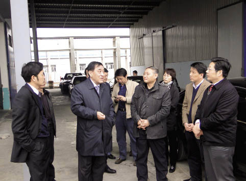 王天凱赴安徽考察化纖企業