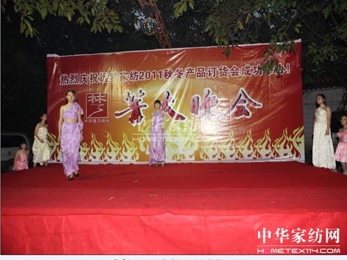 �h���Ҿ��e���������