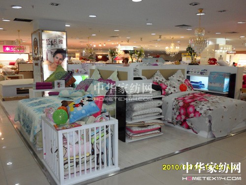 八月依諾雅加盟店遍地開花