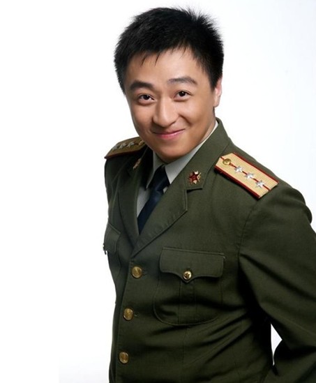 董可飛加入柏年家紡綠色家紡環保宣傳