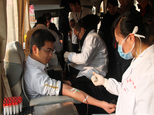 ʢ��F�M���T���x�իIѪһ�f�����