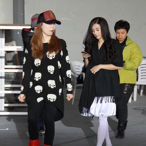 �Ϸ����2012����R�q��Ƭ�@�G�ǈ�