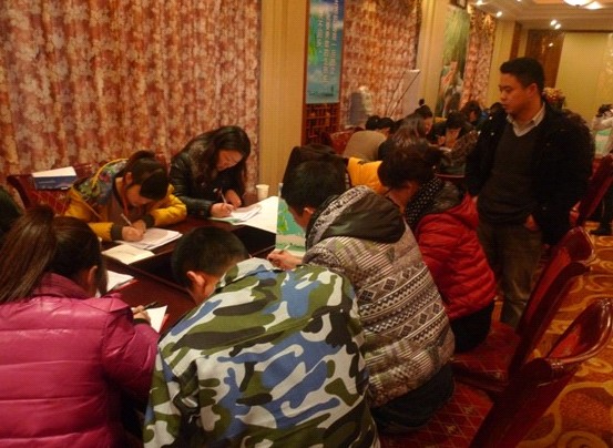 艾萊依2012春夏新品上市培訓會陸續舉行