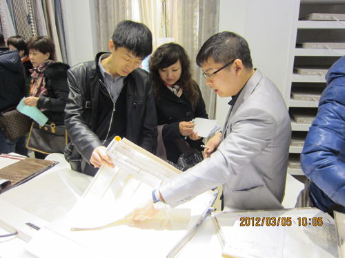 ־�_(d��)�Ҿ����౱��չ����A�����Y(ji��)̖(h��o)