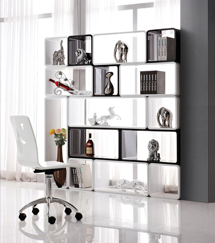 �����ռ{����Ʒ���ռ{