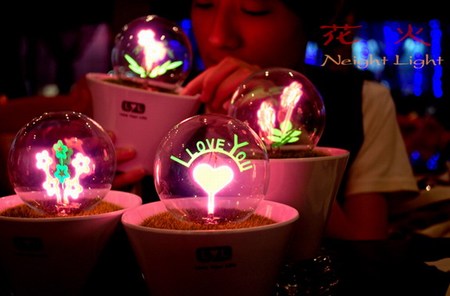 可以點亮的盆栽花火小夜燈