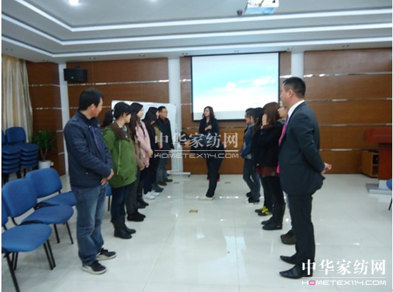 ���z�Ҽ����̄�(w��)�����㉺������Ӗ(x��n)�����_��