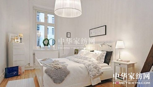 ��ˬ��ɫ�Ҽ������������¾���