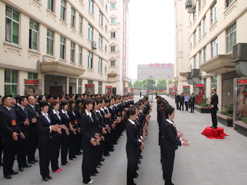 盛宇集團(tuán)“早宣誓”系列文化感化凝聚員工每一天