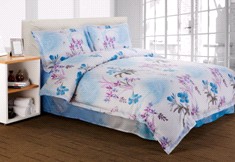 縵狄雅藍百聯又一城店開展促銷活動