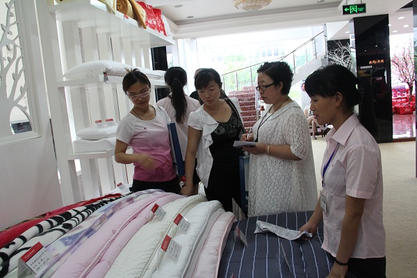 雨蘭2012秋冬新品訂貨會魅力文化床品亮點云集