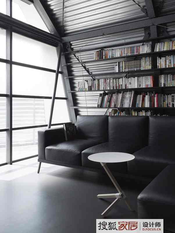 日本建筑師設計優雅便攜邊桌Tre