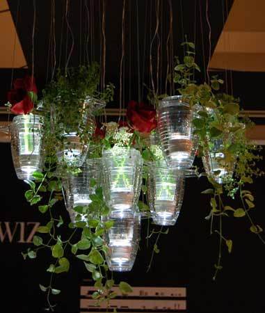 �r�о��OƷ��ͥ�b��C��