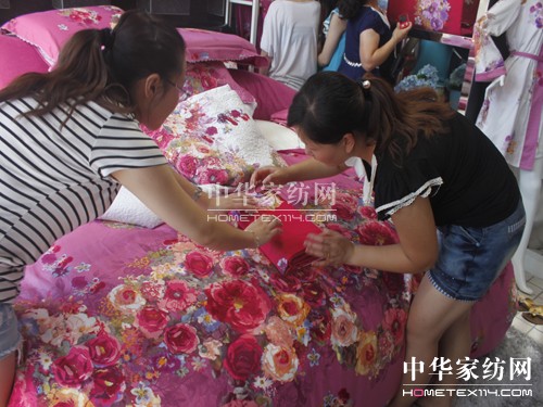 凱盛家紡2012秋冬新品培訓(xùn)會(huì)圓滿(mǎn)成功