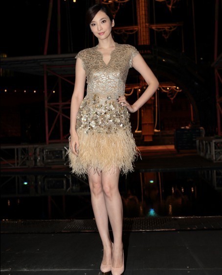 百麗絲代言人吳佩慈探訪澳門水舞間