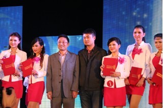 金蠶世家受邀出席世界養生大會