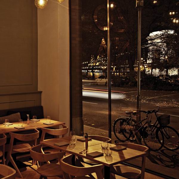 ���_(d��)��˹ZONAWineBarandRestaurant