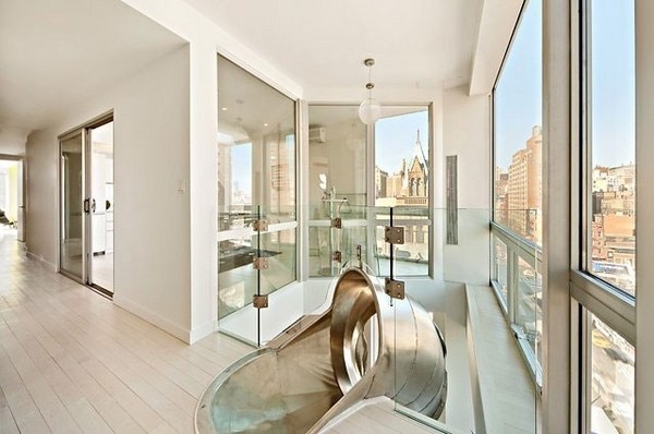 �~�s13thStreet��Ԣ�Ļ������g
