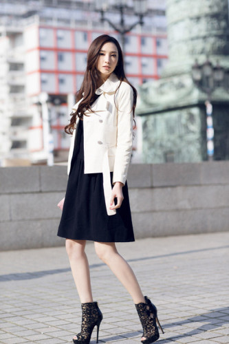 ��������b�Y������͸¶��������