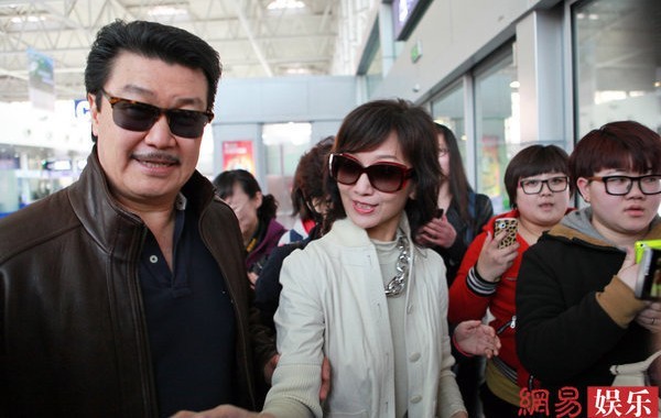 �w��֥�c�Ϲ����֬F��C��