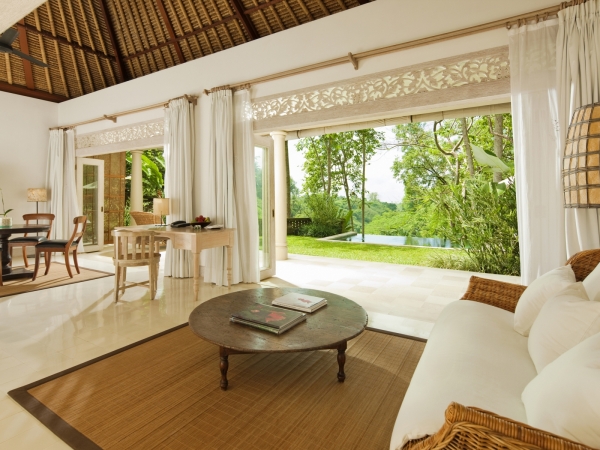 UmabyCOMO��Ubud�Ƶ�