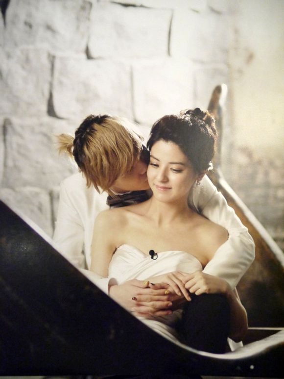 《我們結婚了世界版》彩紅夫婦婚紗照