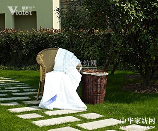 紫羅蘭家紡 描繪蒼翠夏日